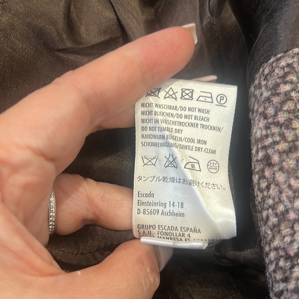 Escada Blazer - image 8